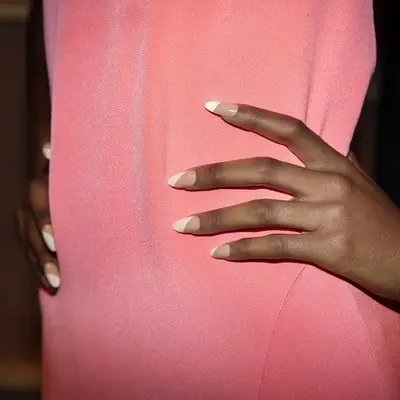 Nude Nail Designs Diagonal Cushnie et Ochs