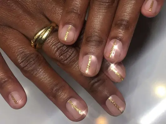 20 korte ferie negle design til at føle sig festlige i enhver længde