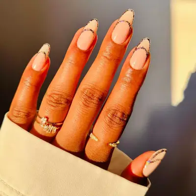 thin glitter french tips trim with negative space design