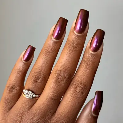 Chanel Le Vernis nail polish product bottle