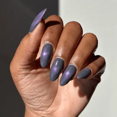 muted purple velvet nails 