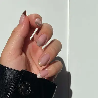 Ombre mocha French tip nails