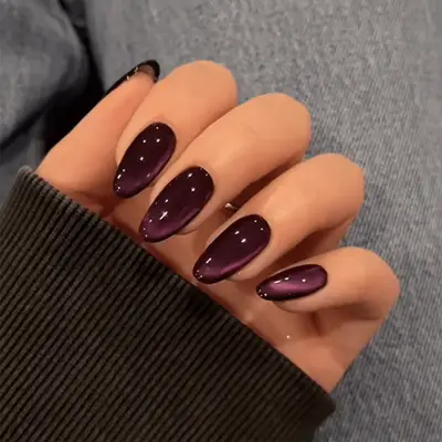 20 Wassermannszeitnagelideen, von metallischen Tipps bis hin zu Chromschichten