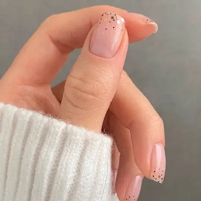 glitter gradient nails