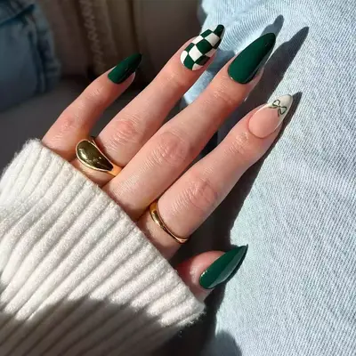 Green checkerboard nails