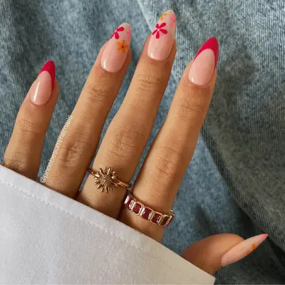 hot pink french tips with accent daisy flower nails
