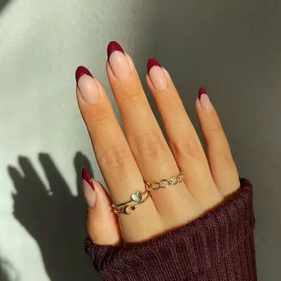 Round Burgundy French Tips - MYM Beauty Burgundy French Tips 