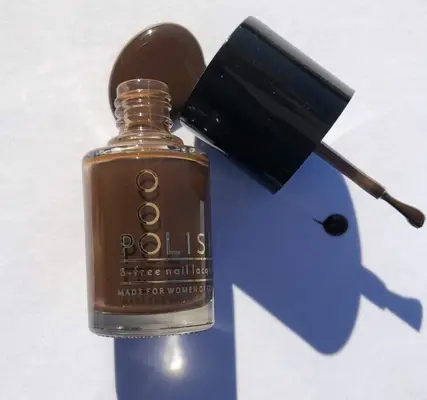 Triple O Nail Polish in Nok