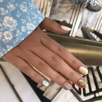 smiley face nail design