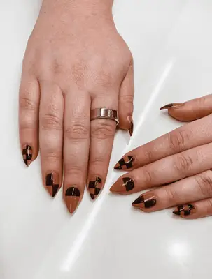 dark brown short dip manicure 