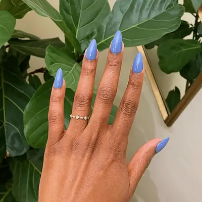 periwinkle stilletto nail manicure