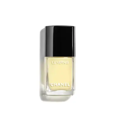 Chanel yellow nail polish
