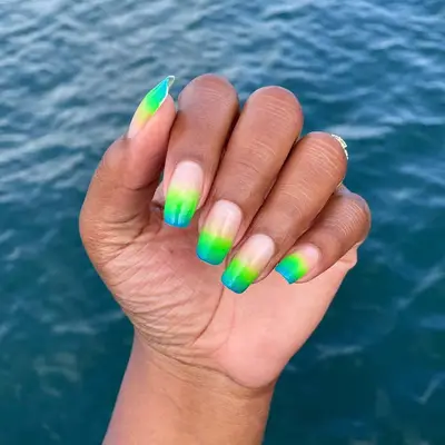 neon to blue faded manicure