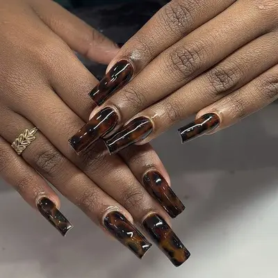 tortoise shell nail art closeup