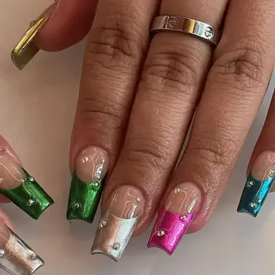 Chrome French manicure with details