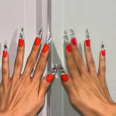 red nail designs