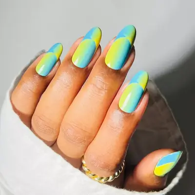 Blue and yelllow makes green nails