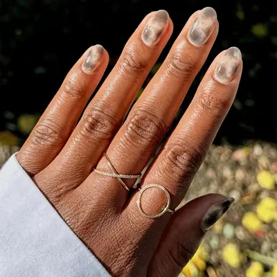 Dark abstract manicure designs 