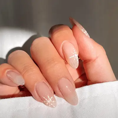 glazed snowflake nails
