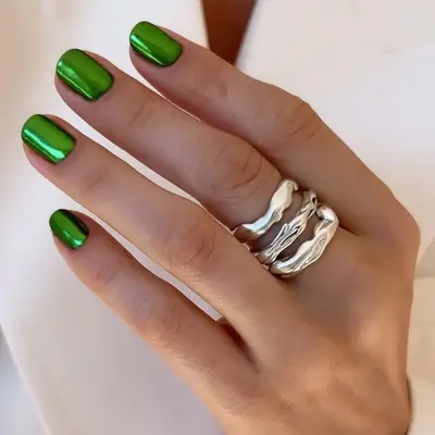 Metallic Grinch Nails - MYM Beauty Short Christmas Nails 