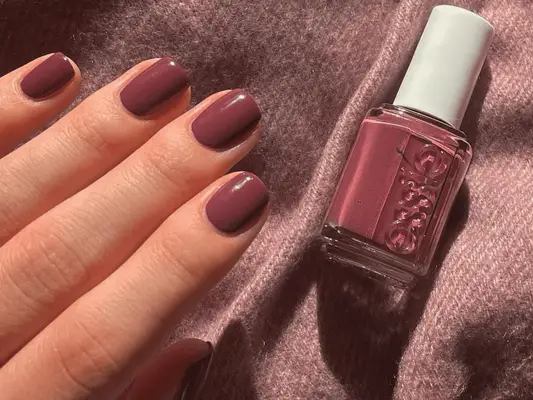 Die 8 besten Essie -Nagelfarben von 2024, so MYM Beauty Readers