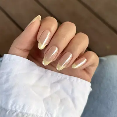 Butter yellow french manicure