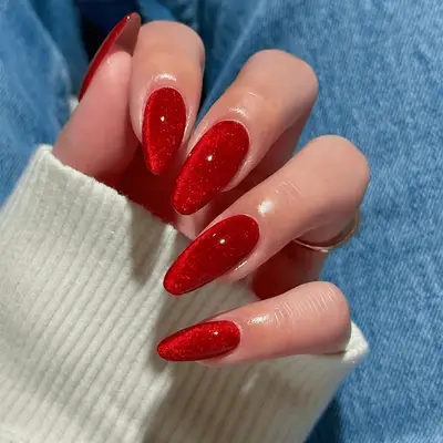 red velvet nails 