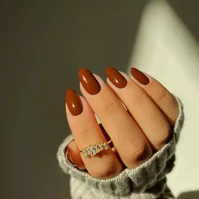 Chocolate brown short nails