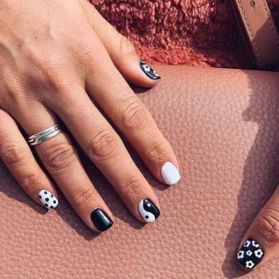 Black-and-white nails with mix-match pattern designs