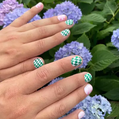 Preppy pink and green check