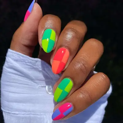 Oversized colorful checkerboard print