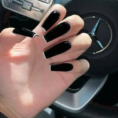 Pretty Coffin Nail Shape Manicure Contrasted Black French