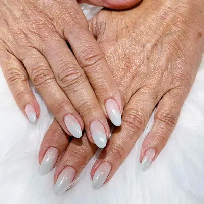 Ombré gel nails at QQ Nails & Spa