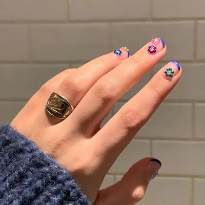 3D short floral nails