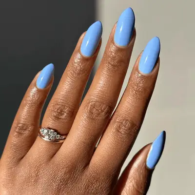 baby blue gel nails