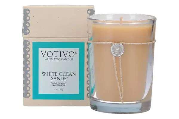 VOTIVO 6.8oz Aromatic Candle-White Ocean Sands