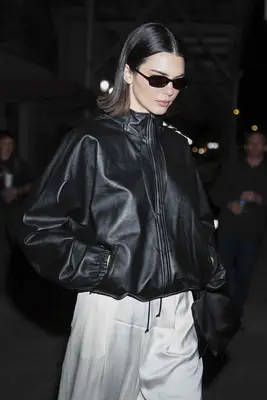 Kendall Jenner shows off her flippy bob in New York.