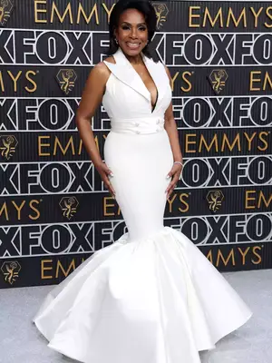 Sheryl Lee Ralph wears a white tailored mermaid gown to the January 2024 Emmy Awards