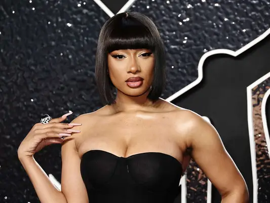 Hot piger, vær opmærksom på Megan dig hingstens VMAs stump bob