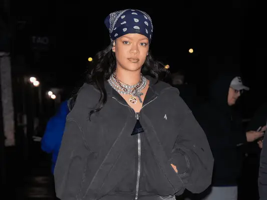 Rihanna street style