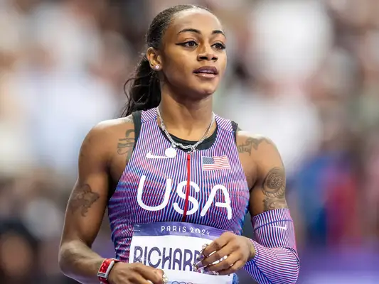 Le brillant à lèvres de Sha'carri Richardson survit au sprint du 100 mètres