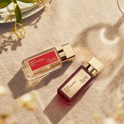 12 parfémů tiktok nemůže dostat dost