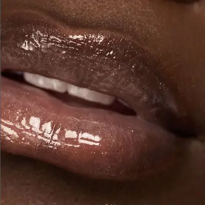 close up of woman wearing Lip gloss