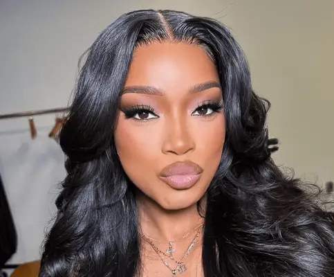 Kke Palmer probierte einen Bronde -Lob für den Sommer aus