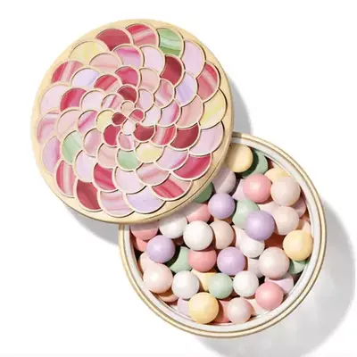  Guerlain MÃ©tÃ©orites: Light Revealing Pearls of Powder