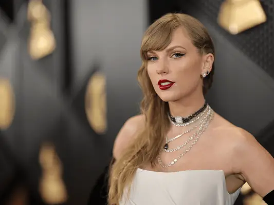 Taylor Swift on the red carpet