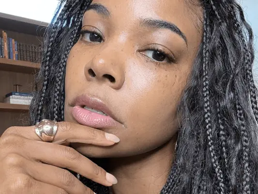 Bobie Bobie Bombie 'Bob est encore son look de cheveux préféré de Gabrielle Union