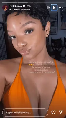 A Halle Bailey selfie. 