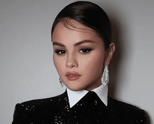 Selena Gomez in glam. 