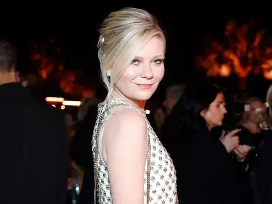 Kirsten Dunst with blonde bangs